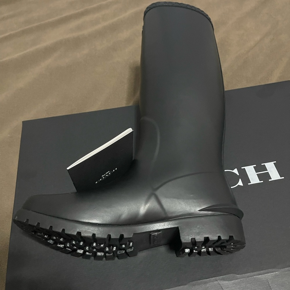 COACH RAIN BOOTS - Picture 9 of 9